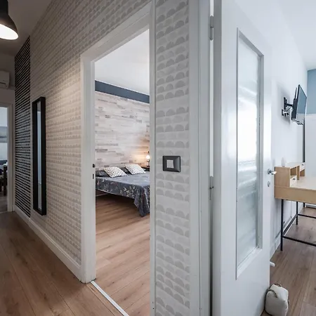Daire La Casa Di - Strategic Location Parma